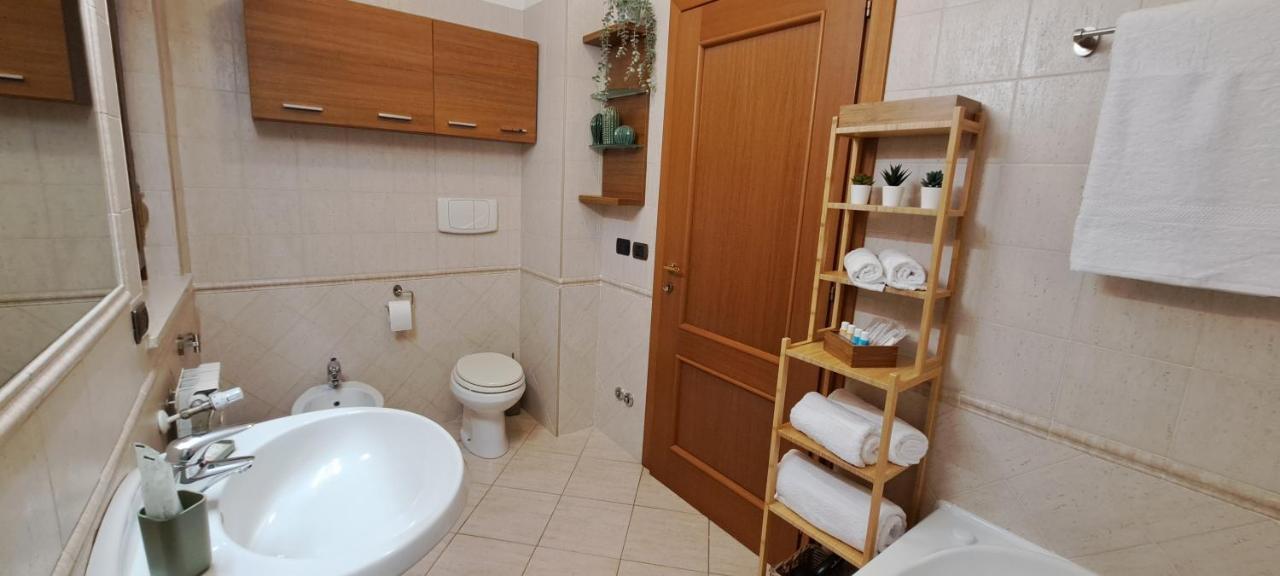 Regina Ciclarum Suite Fiumicino Exterior photo